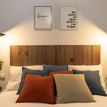 River In The Heart Of Ebi-01297 Apartman *